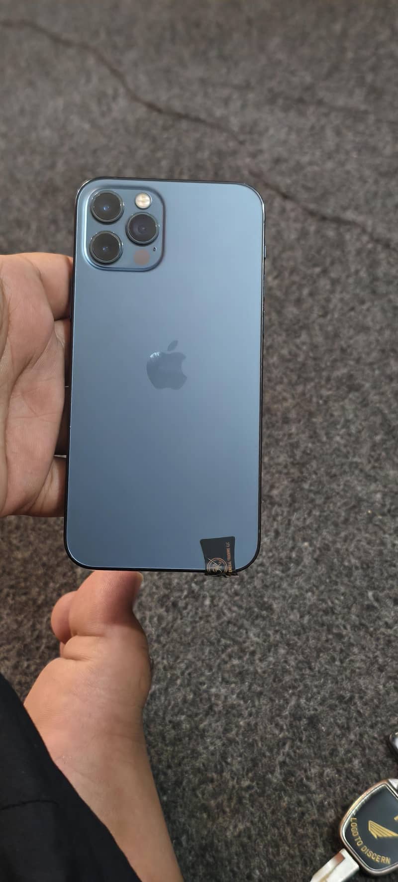 Iphone 12 pro max 2