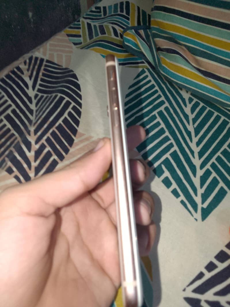 Apple iPhone 8 2
