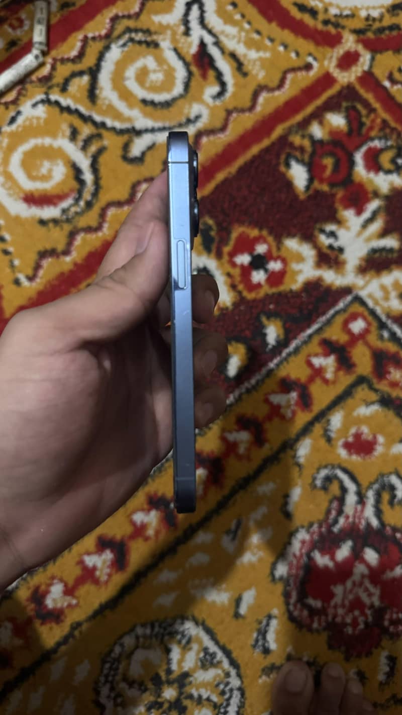 Apple iPhone 13 Pro 1