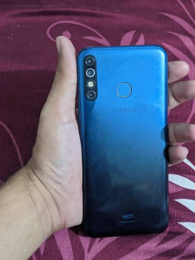 Infinix Hot 8