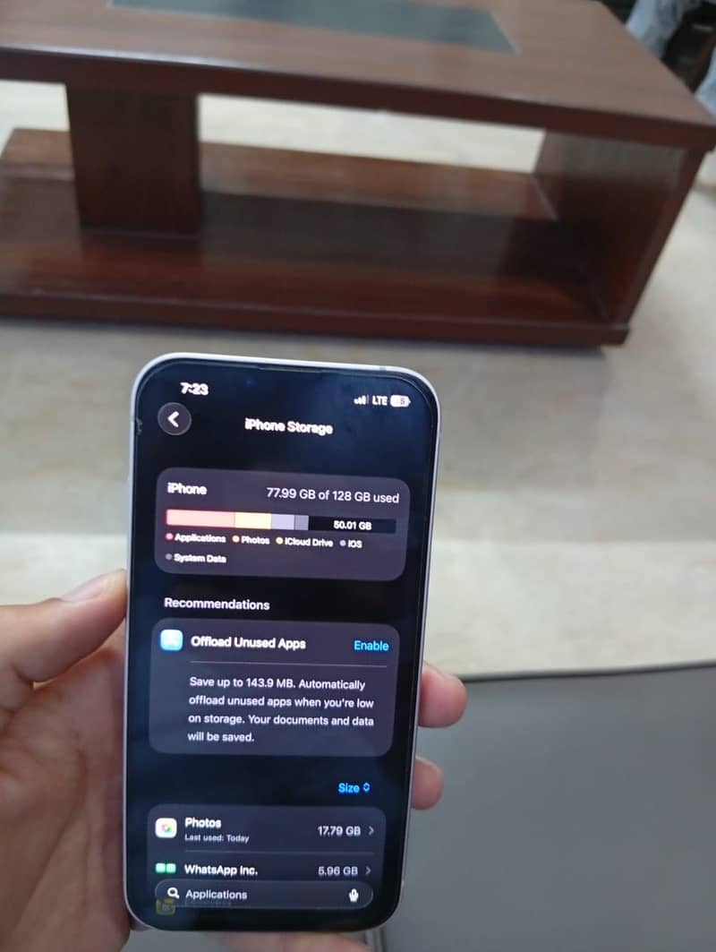 Apple iPhone 13 4