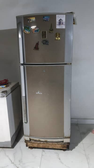Dawlance Refrigerator 12 Cubic Feet for Sale