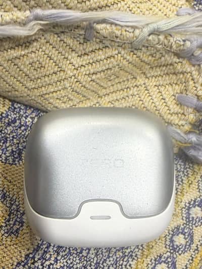 Zero earbuds
