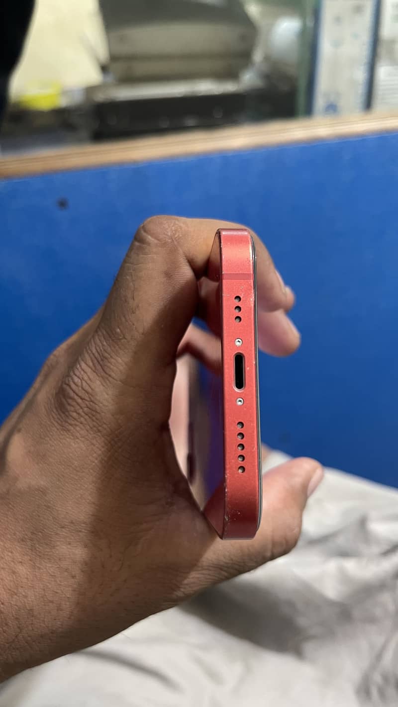 Apple iPhone 12 3