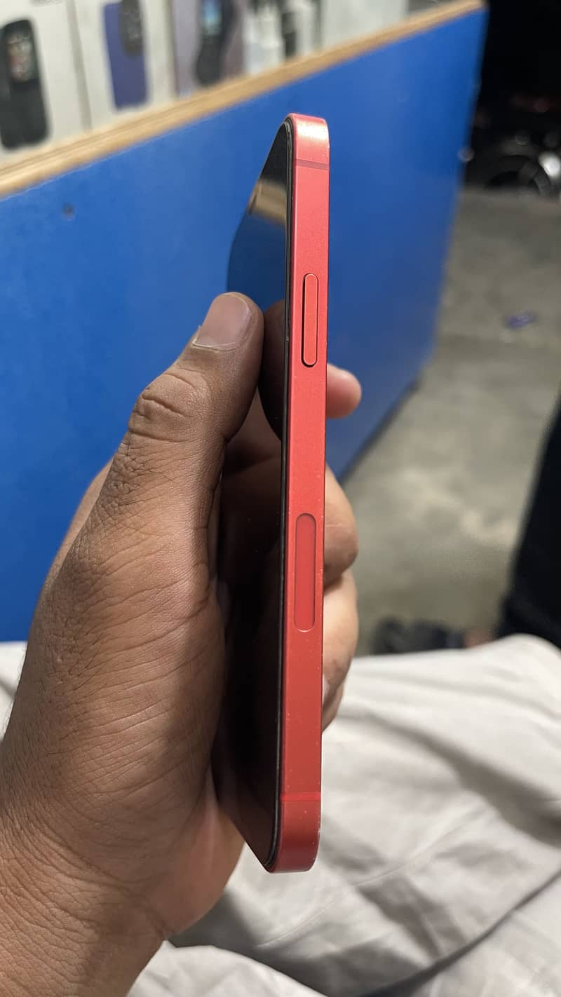 Apple iPhone 12 0