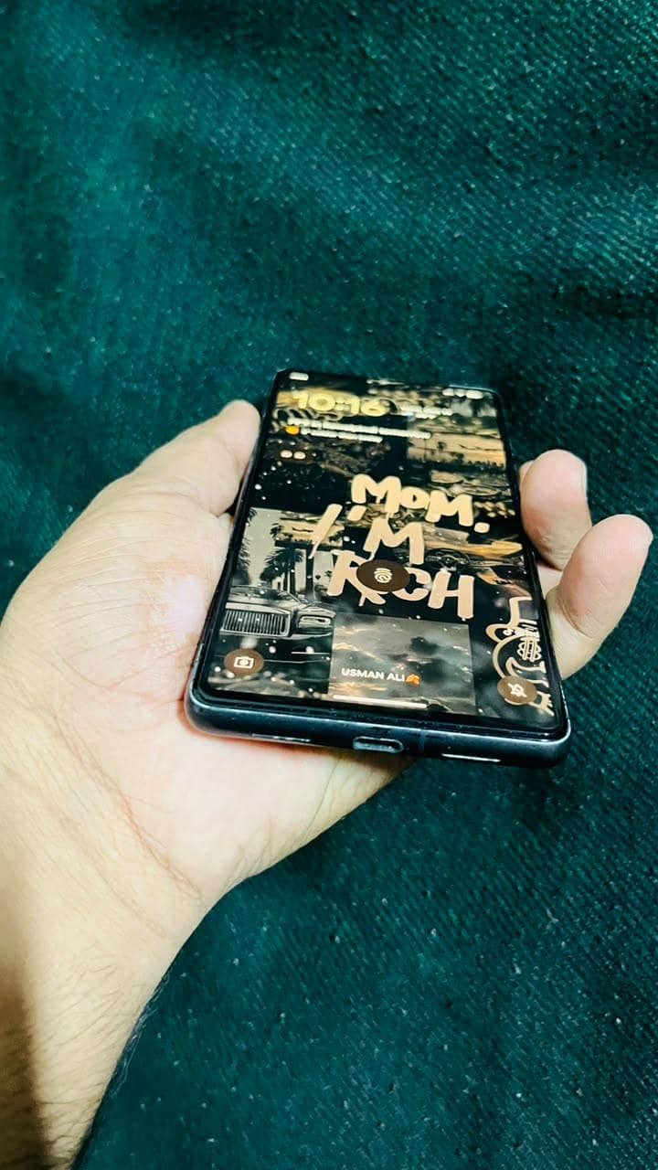 Google Pixel 7 4