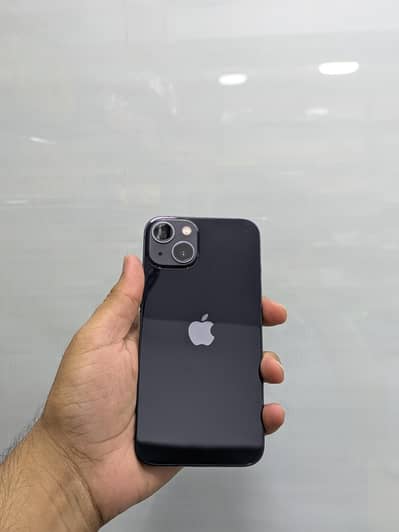 Apple iPhone 13