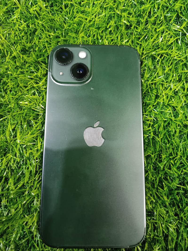Apple iPhone 13 6
