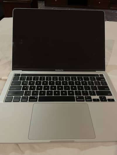 MacBook Pro 2020 13” | 16/256 gb