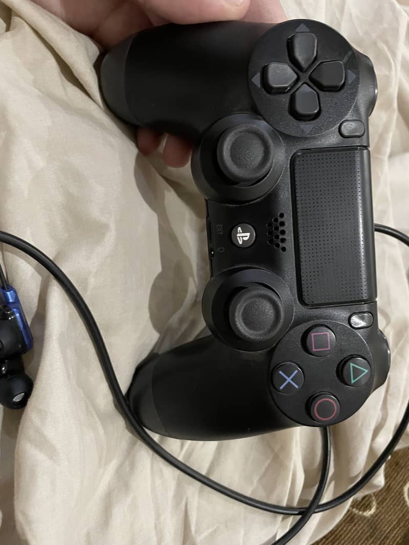 PlayStation 4 copy controller 0