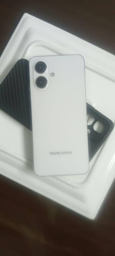 Tecno Spark Go2 4/64