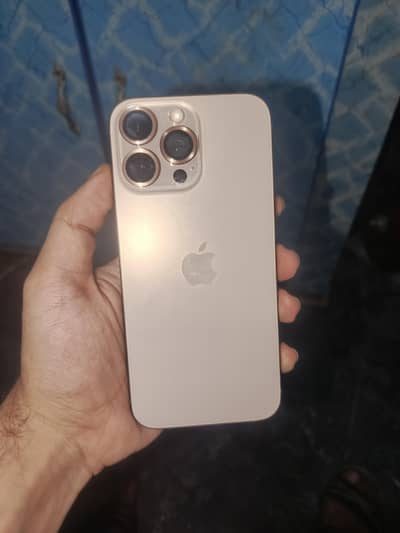 Apple iPhone 16 Pro Max FU 97%