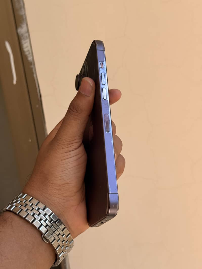 Apple iPhone 14 Pro Max 3