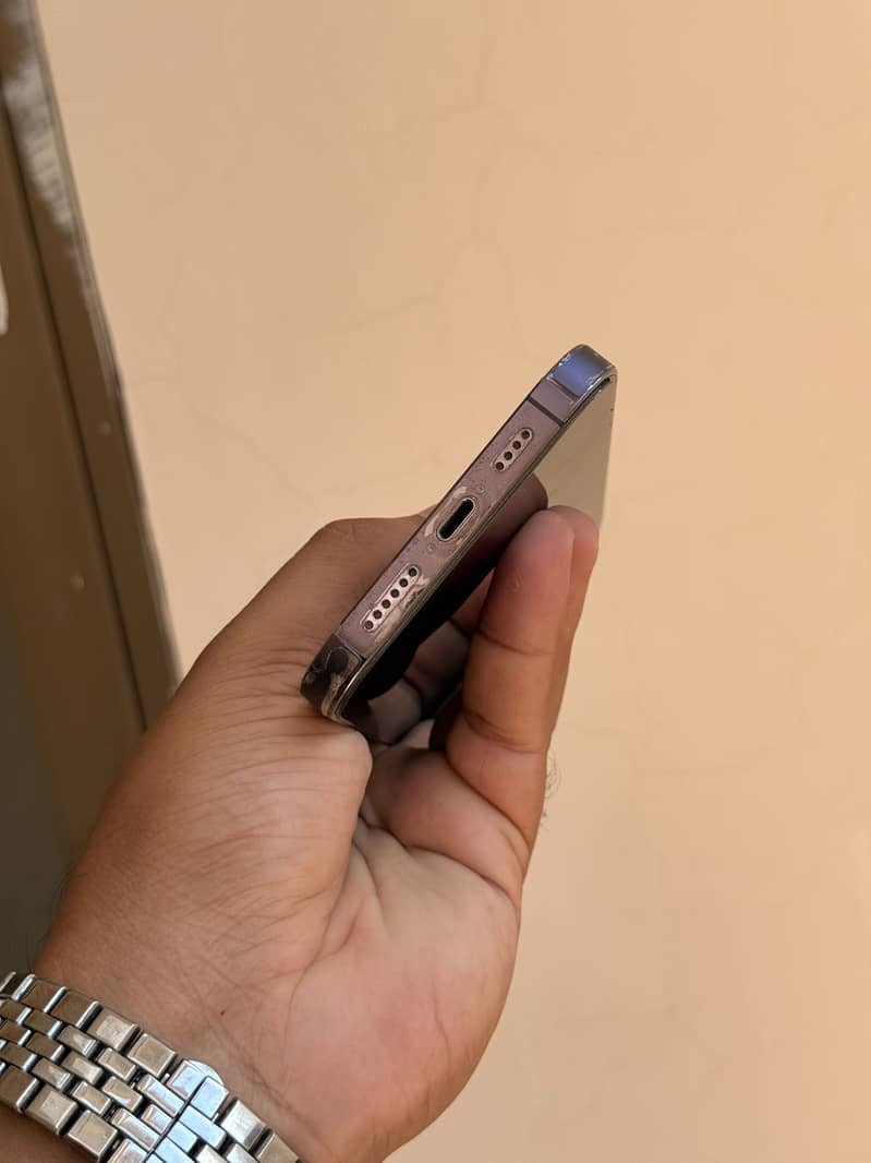 Apple iPhone 14 Pro Max 5