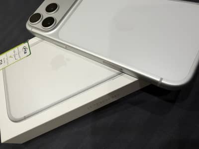iPhone 17 Pro Max 256GB Silver | PTA Approved | 100% Battery | 10/10