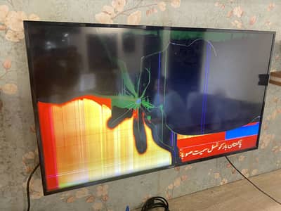 Haier 40 Inch Broken LCD