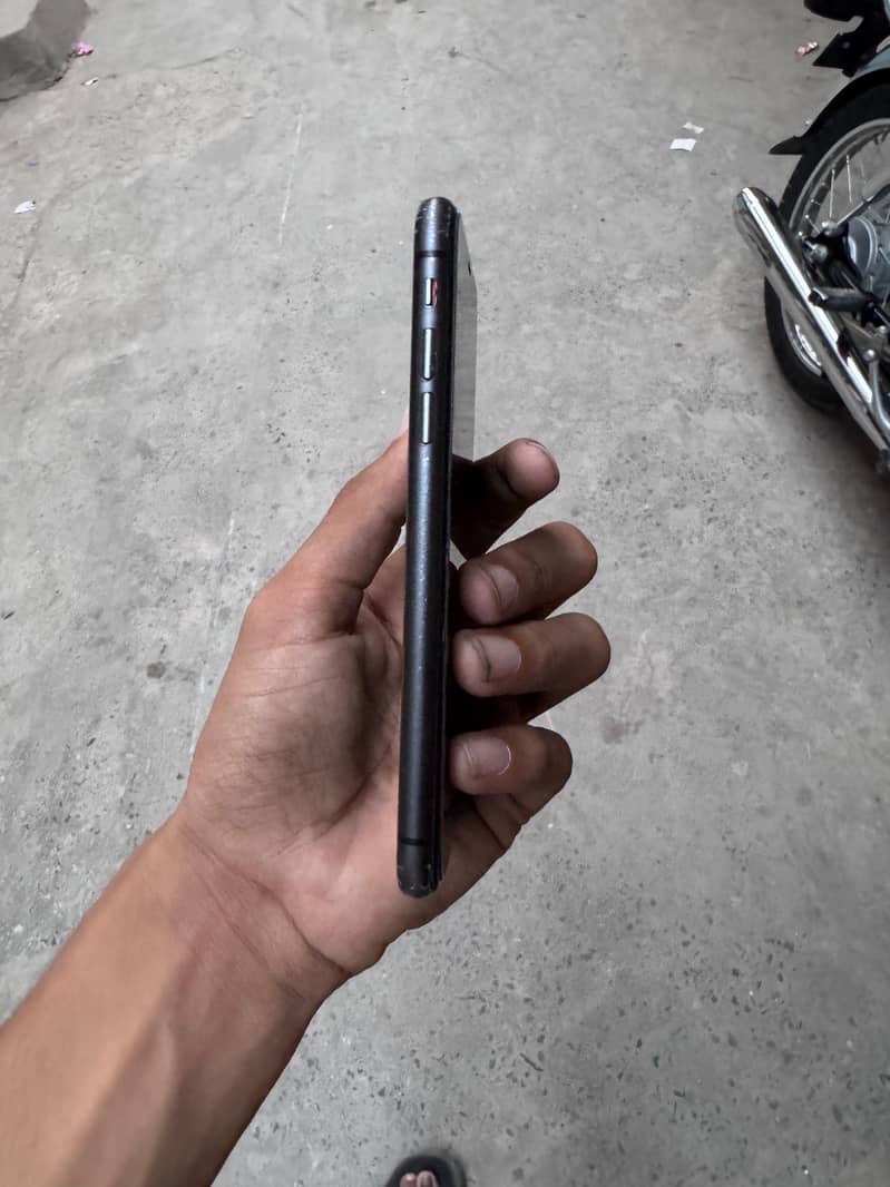 iPhone 11 1