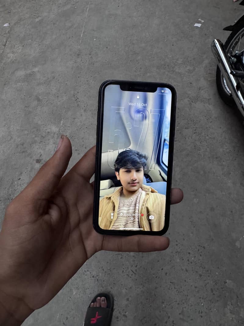 iPhone 11 7