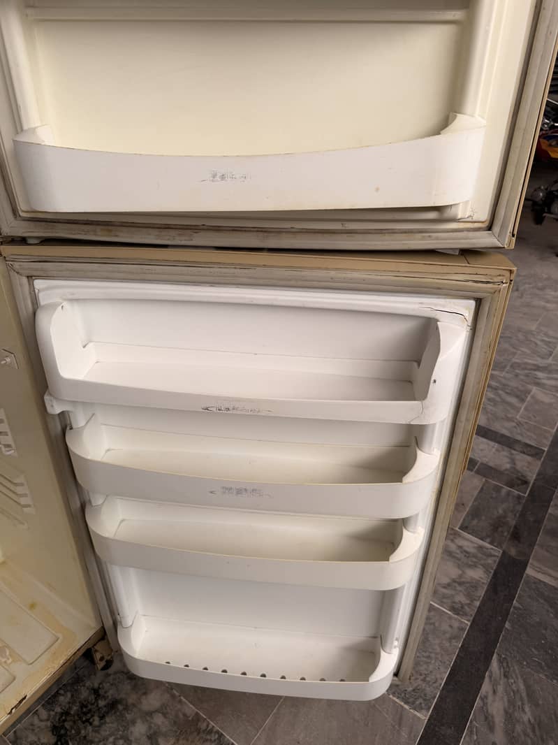 Refrigerator 3