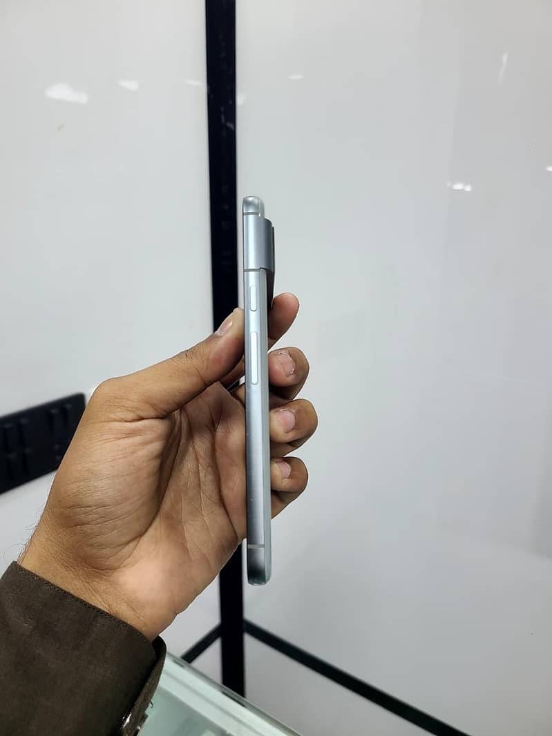 Google pixel 8 0