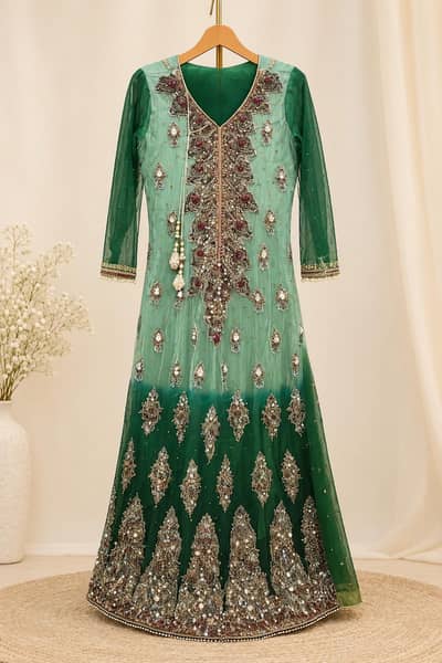  Elegant Emerald Green Bridal / Party Wear Maxi for Sale 