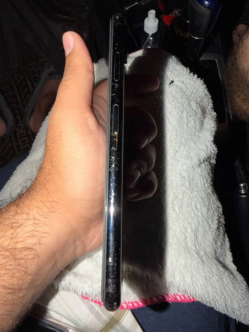 Apple iPhone XS Max 2