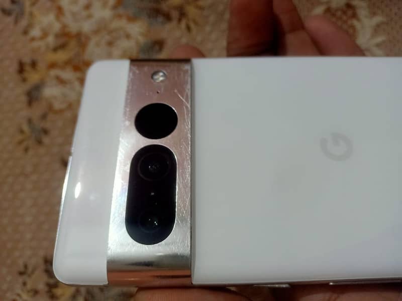 Google Pixel 7 Pro 6