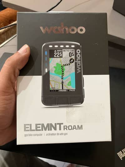 Brand New Wahoo Elemnt Roam Bicycle Computer for Sale
