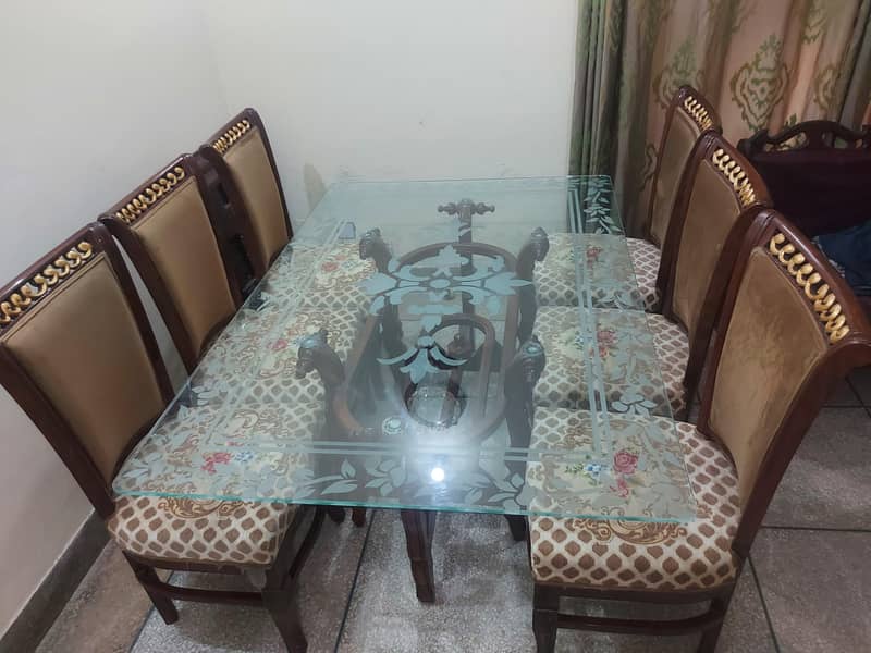 six seater dining table 0