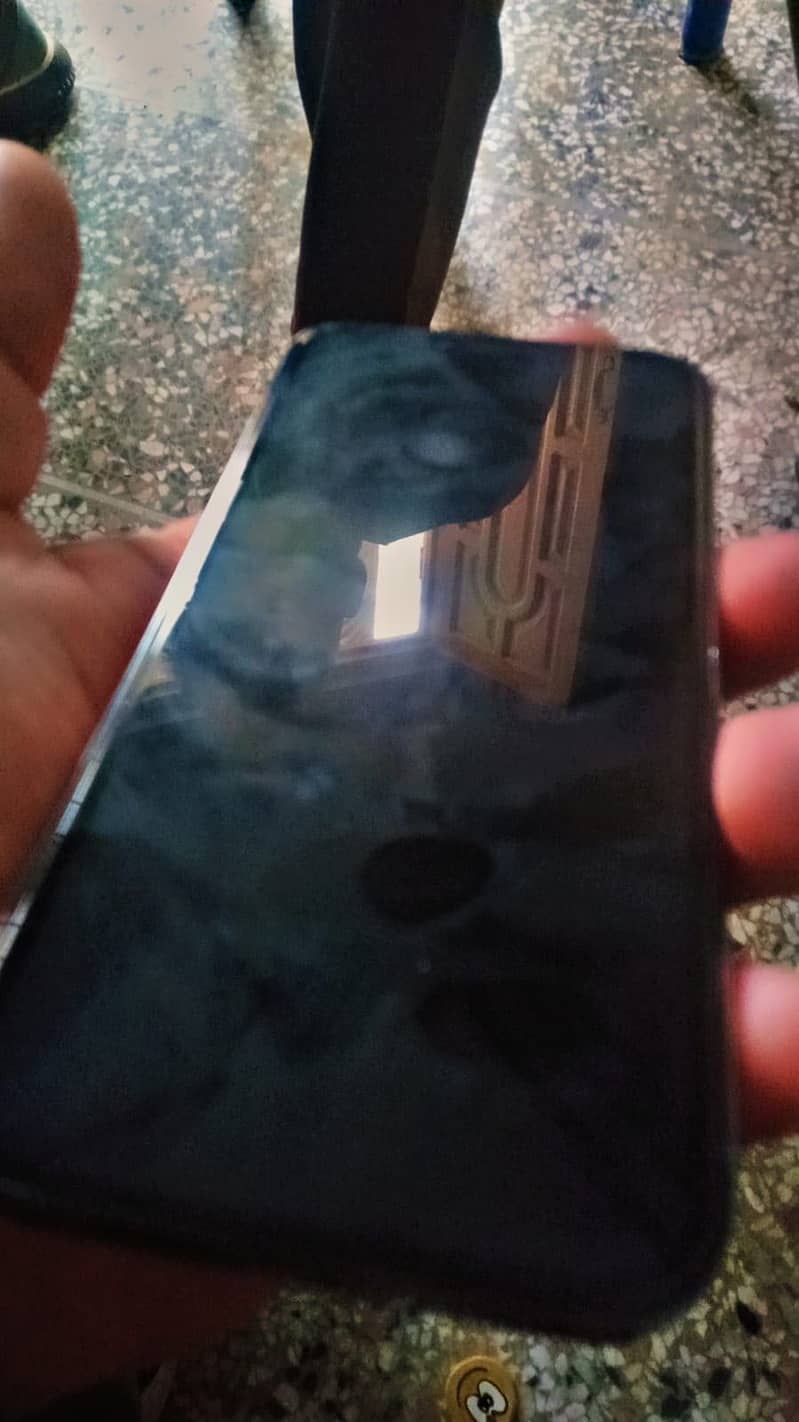 Apple iPhone 13 Pro 3