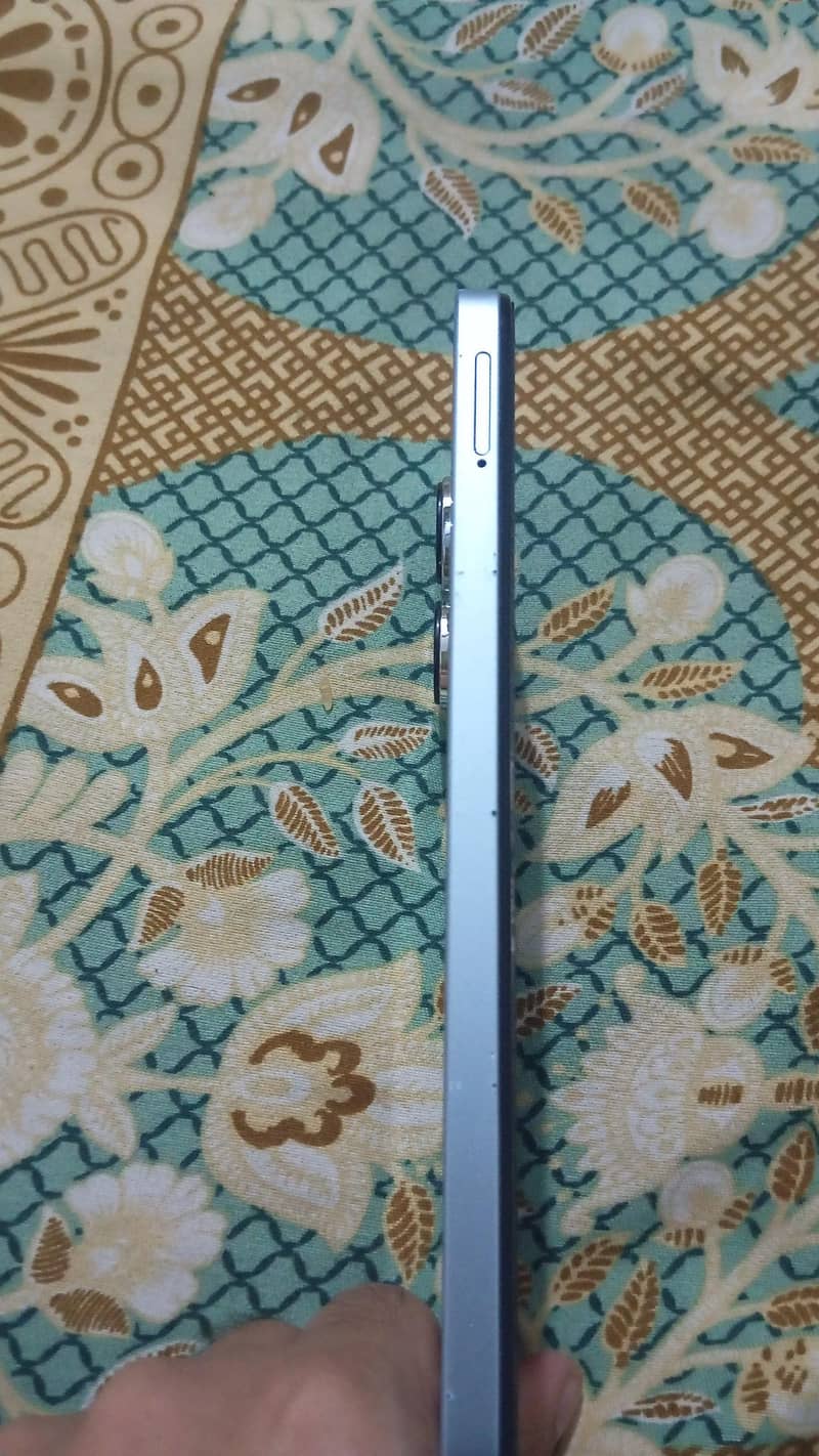 Xiaomi Redmi 13 3