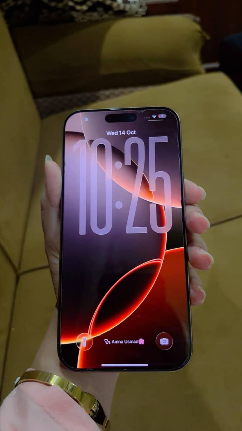 Apple iPhone 16 Pro Max 2