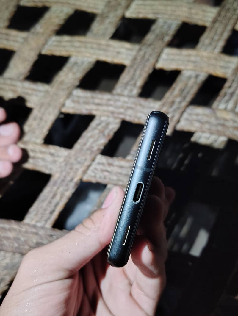 Google Pixel 7a 4