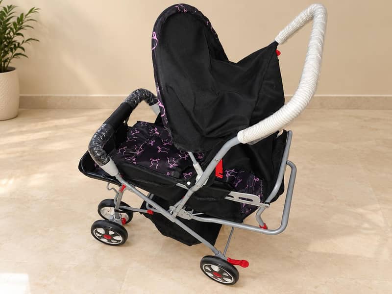 6 Wheel Stroller 1