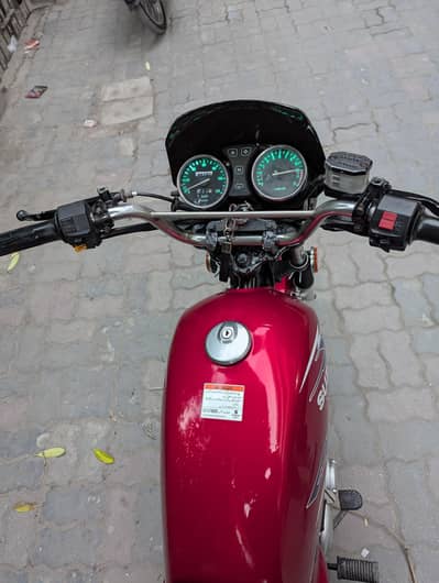 Suzuki GS-150 SE