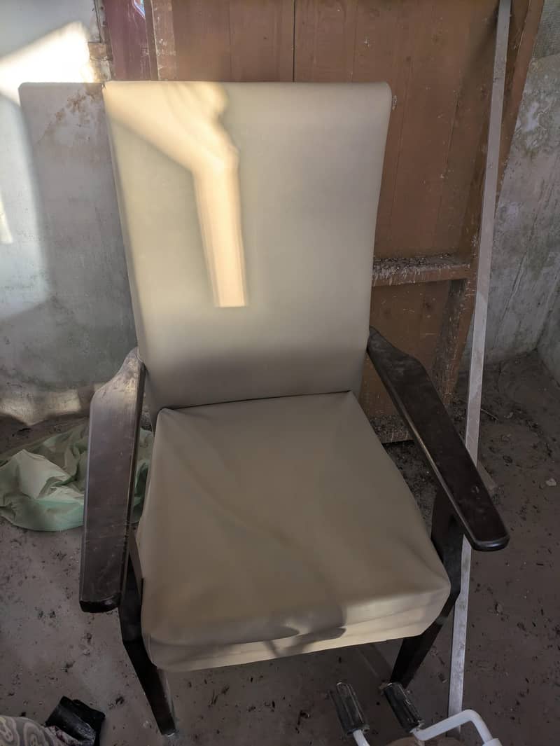 High Chair 1
