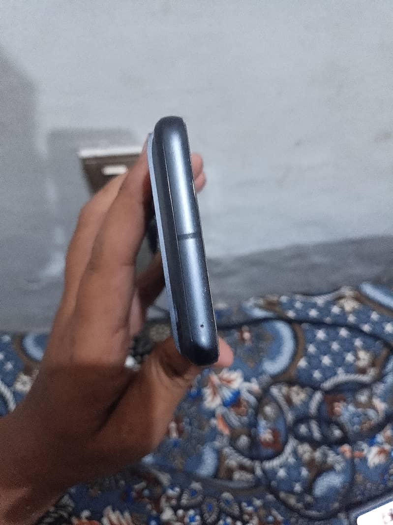 Google Pixel 8 5