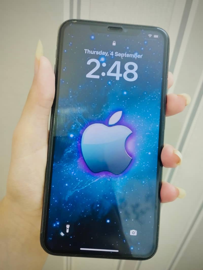 Apple iPhone 11 Pro Max 7