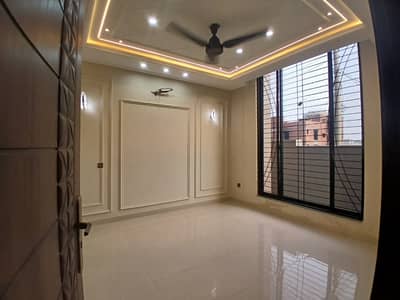 10 Marla Like Brand New Lower Portion for Rent