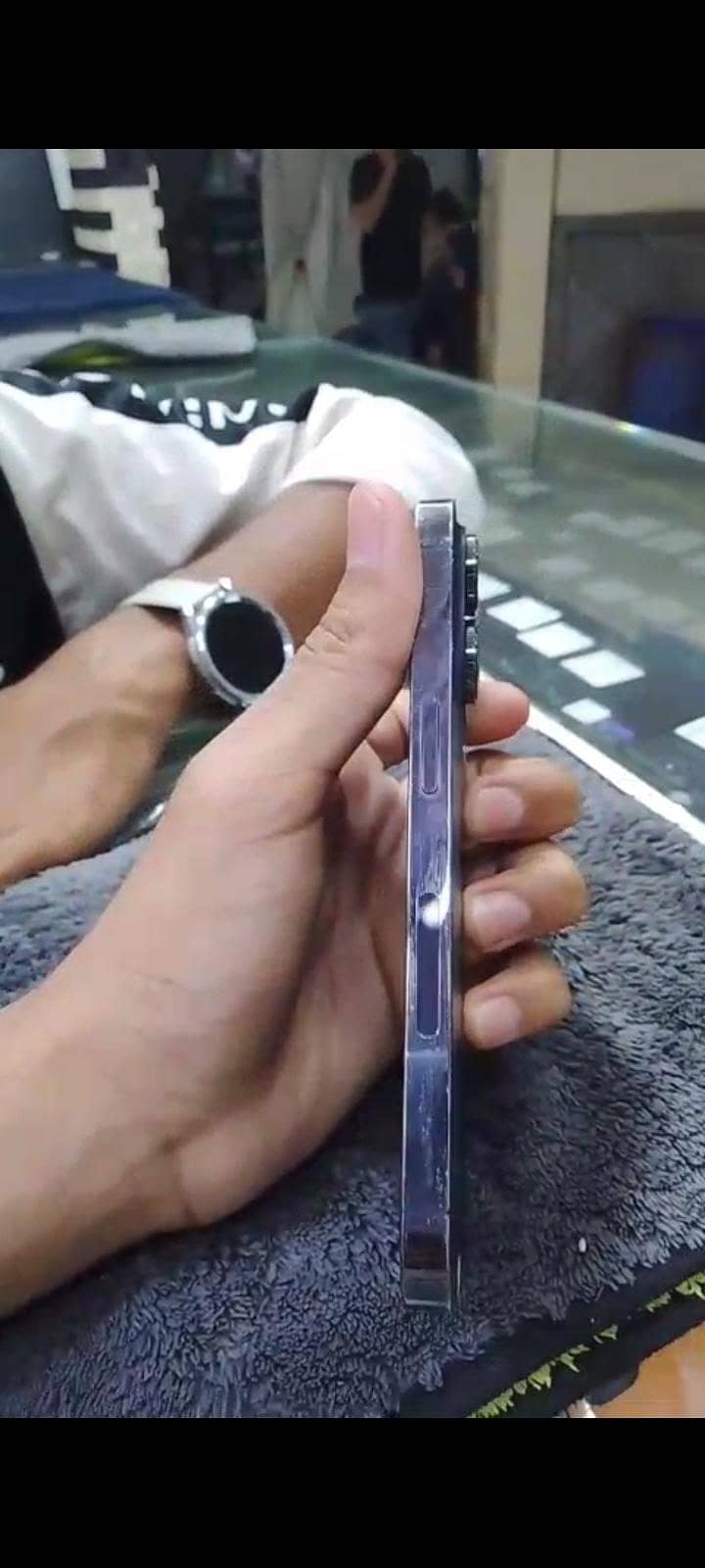 Apple iPhone 14 Pro 0