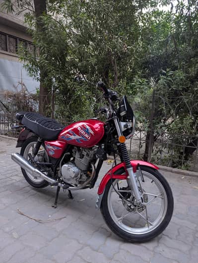 Suzuki GS-150 SE