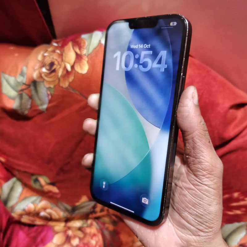 Apple iPhone 13 Pro Max JV 1