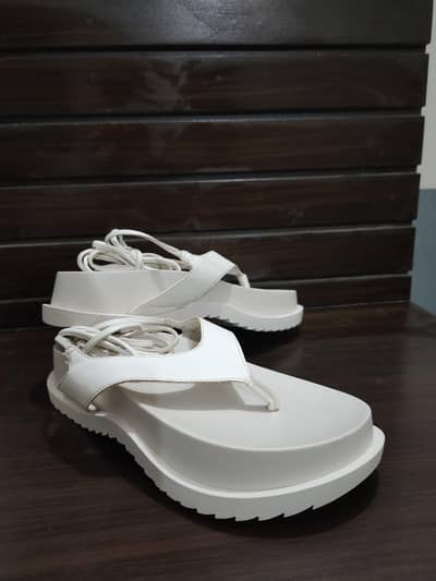 Bershka White Platform Tie-Leg Thong Sandals.