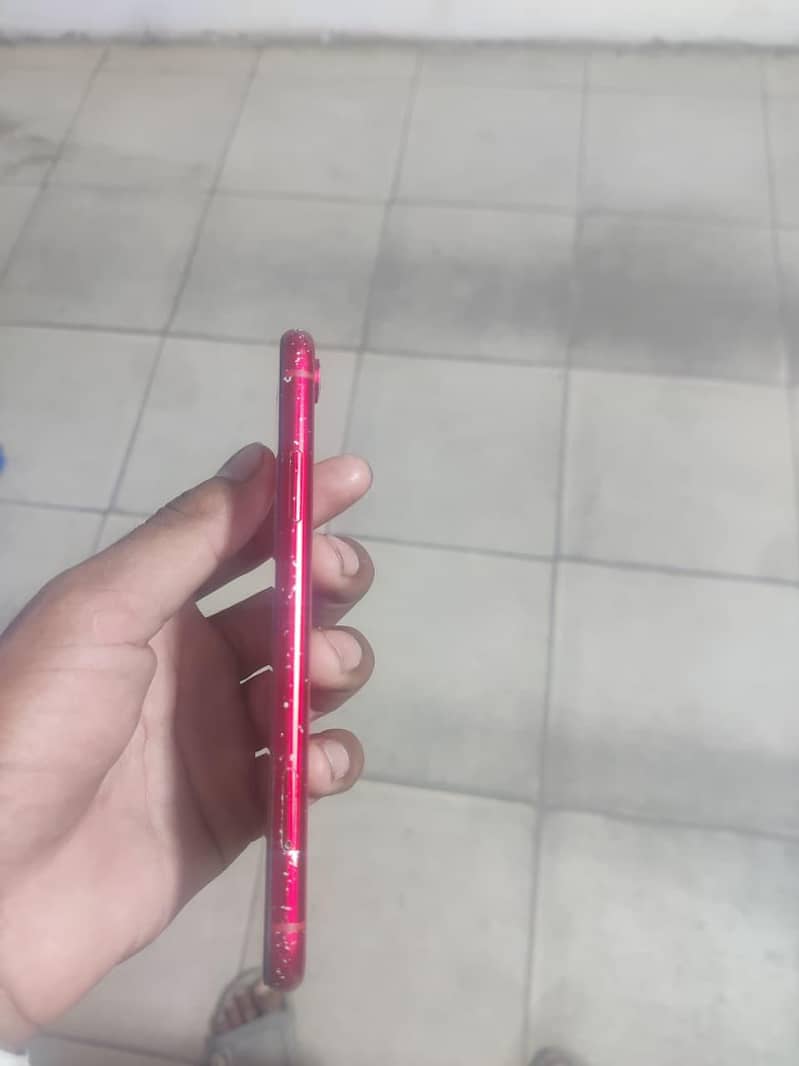 Apple iPhone XR 0