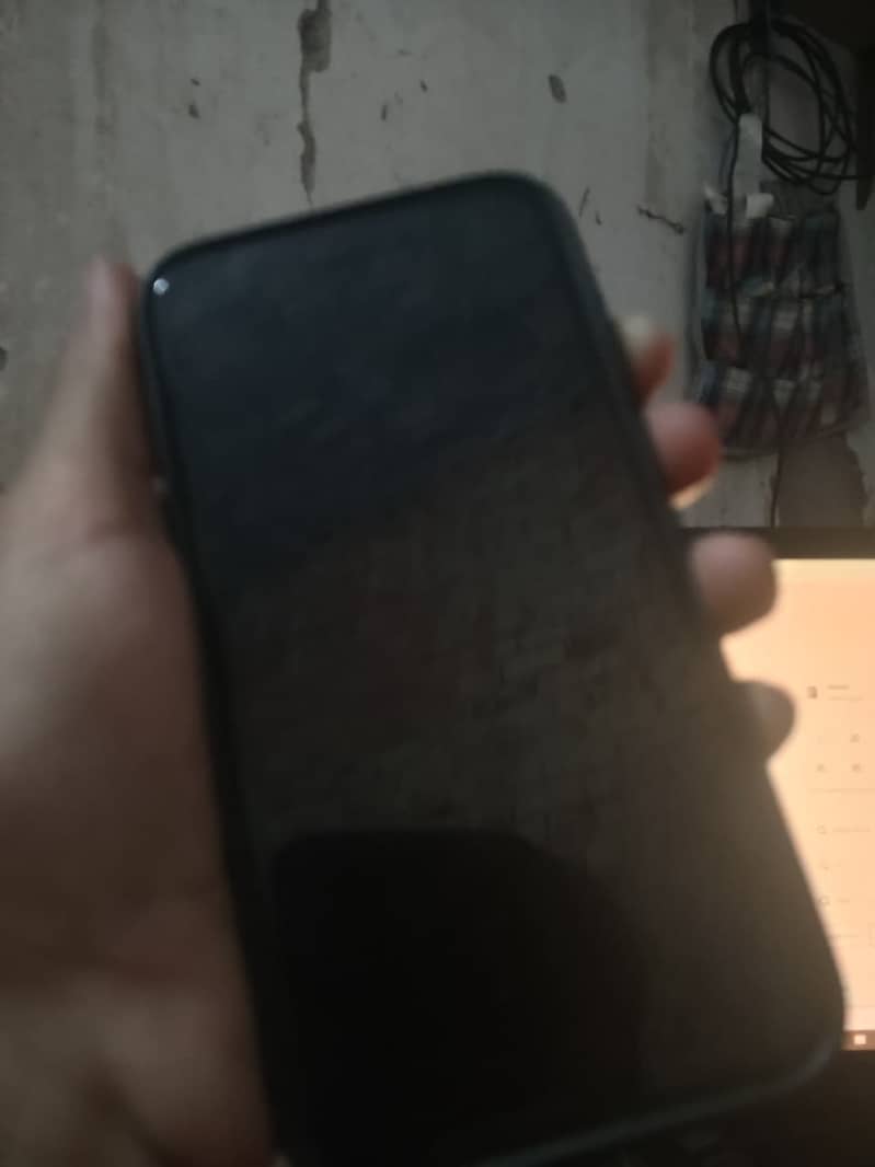 iPhone XR 5