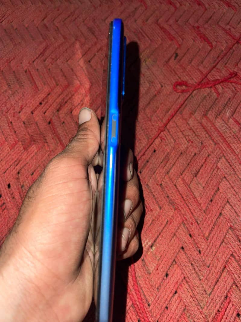 OPPO A54 4