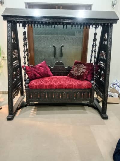 Chinioti Jhula made in Sheesham Wood