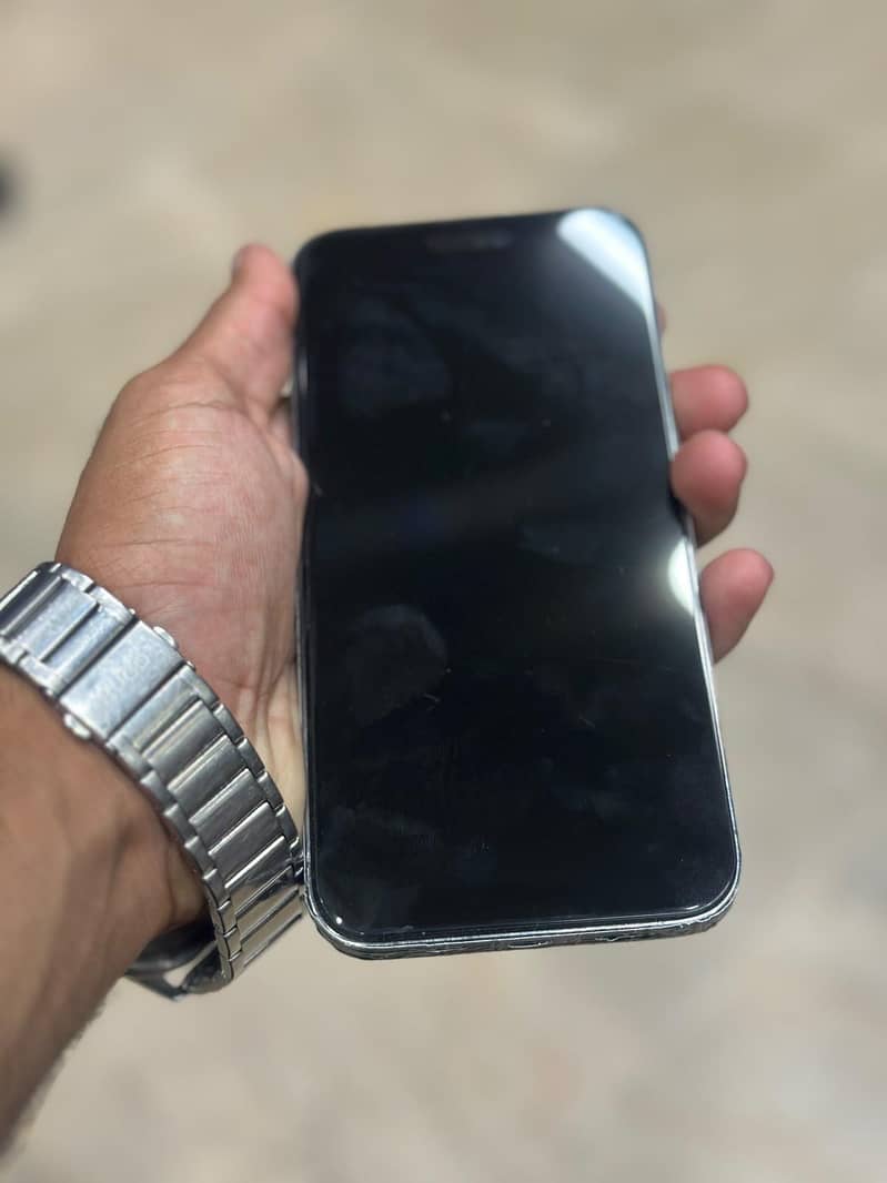 Apple iPhone 14 Pro Max 2