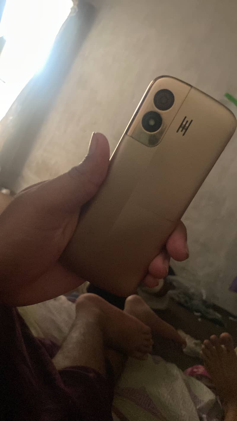 Itel SG600 0