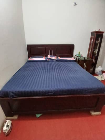 HABITT king size bed woth matteress